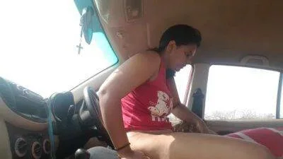 Viral girlfriend desi car me sex hue video
